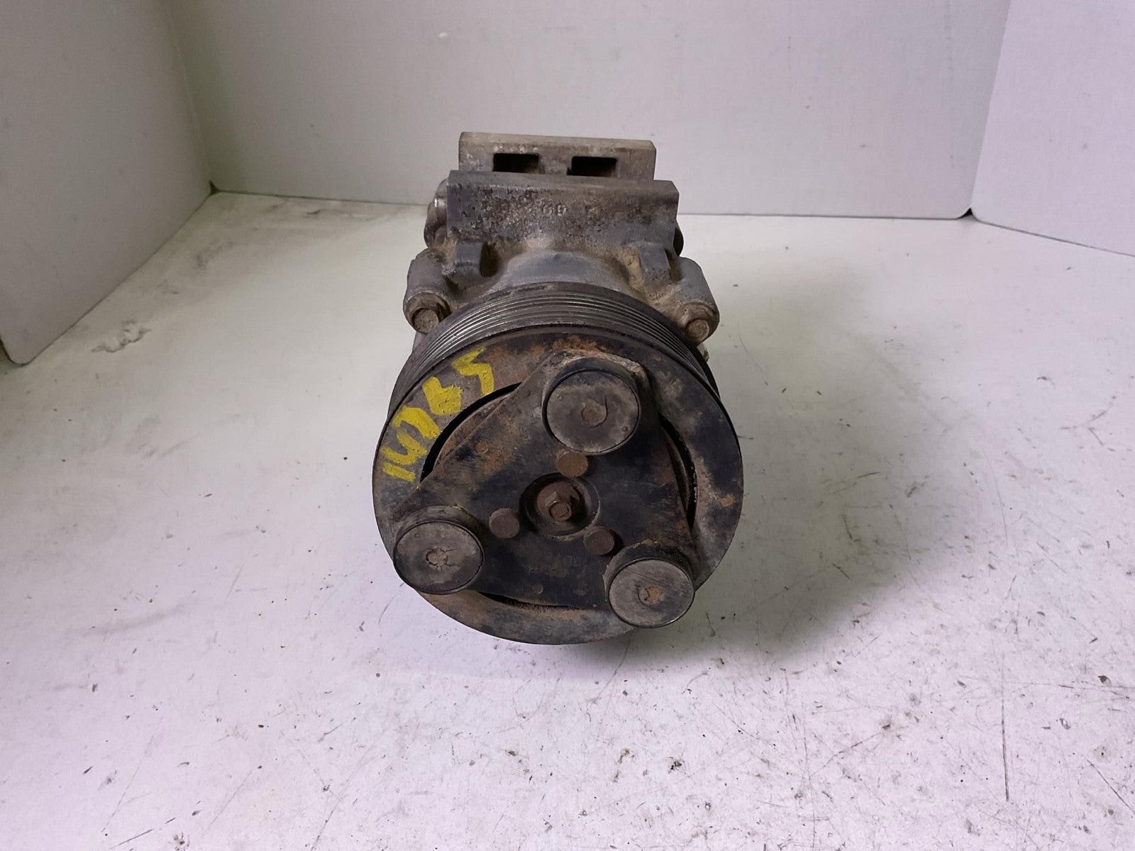 A/c Air Compressor FORD EXPEDITION 97 98 99 00 01 020